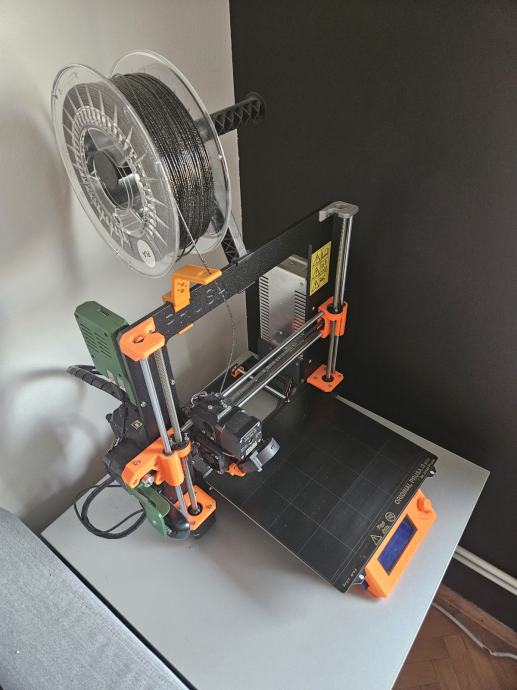 3D Printer - Prusa i3 MK3 + set mlaznica + raspberry pi + kamera