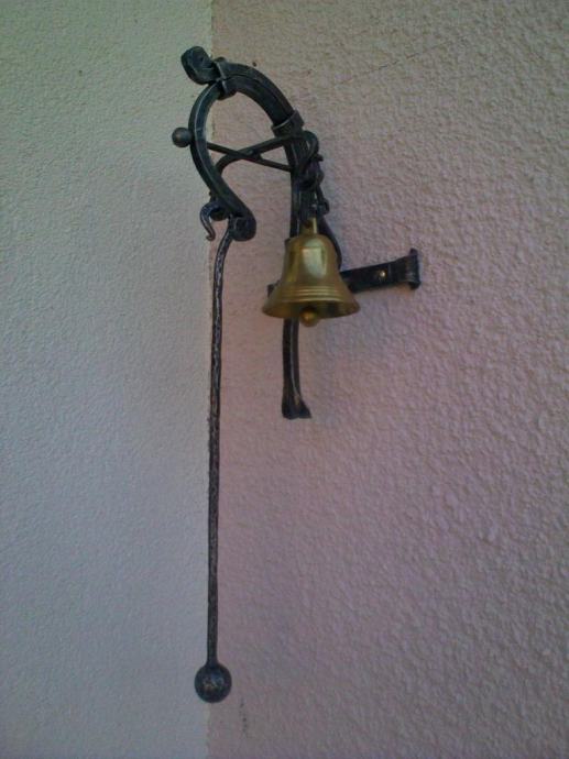 Kovano Kućno Zvono RuČni Rad 1845