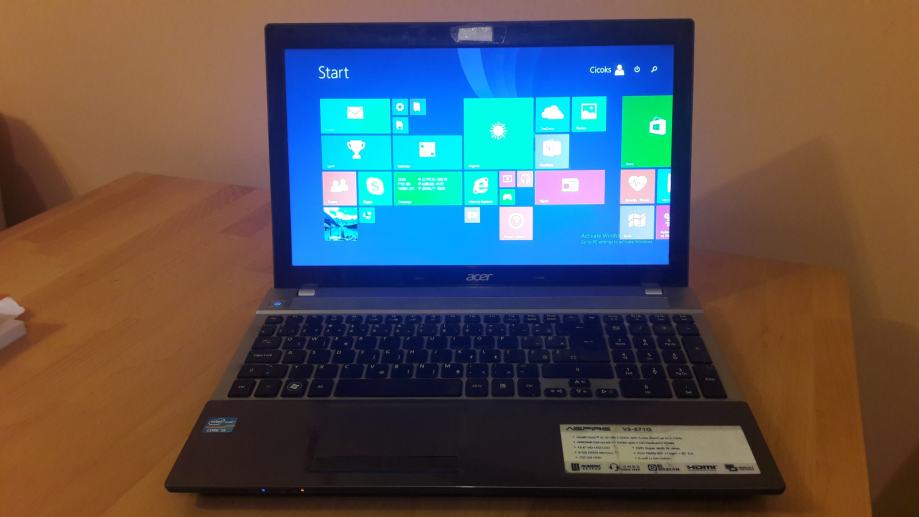 Acer Aspire V3-571G, 8GB ram, 750 GB HDD, i5 Intel Core