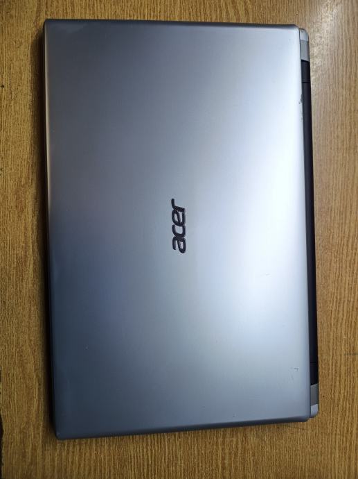 Acer  Aspire V5-571 TOUCH SCREEN Intel core i3,8gb,500gb,batt OK