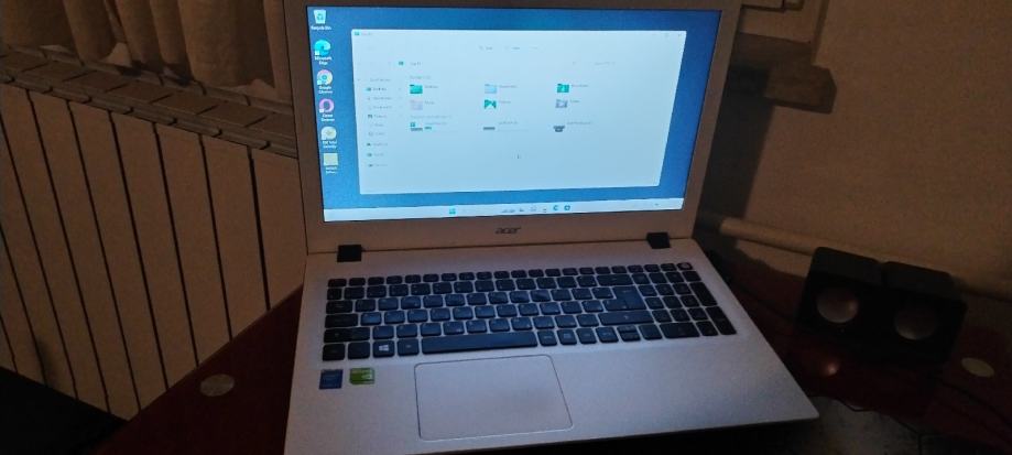 Acer E15