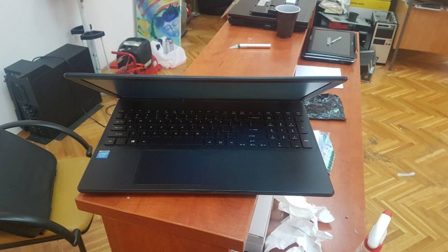 Acer extensa 2508 c5w6 какой виндовс установить