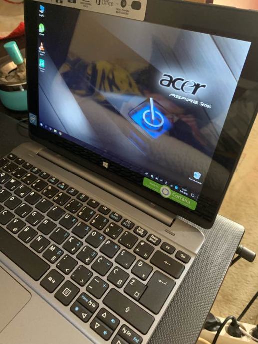 Acer one 10 как включить