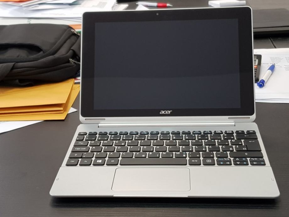 ACER ONE*LAPTOP I TABLET*EKRAN 10"*KAO NOV*