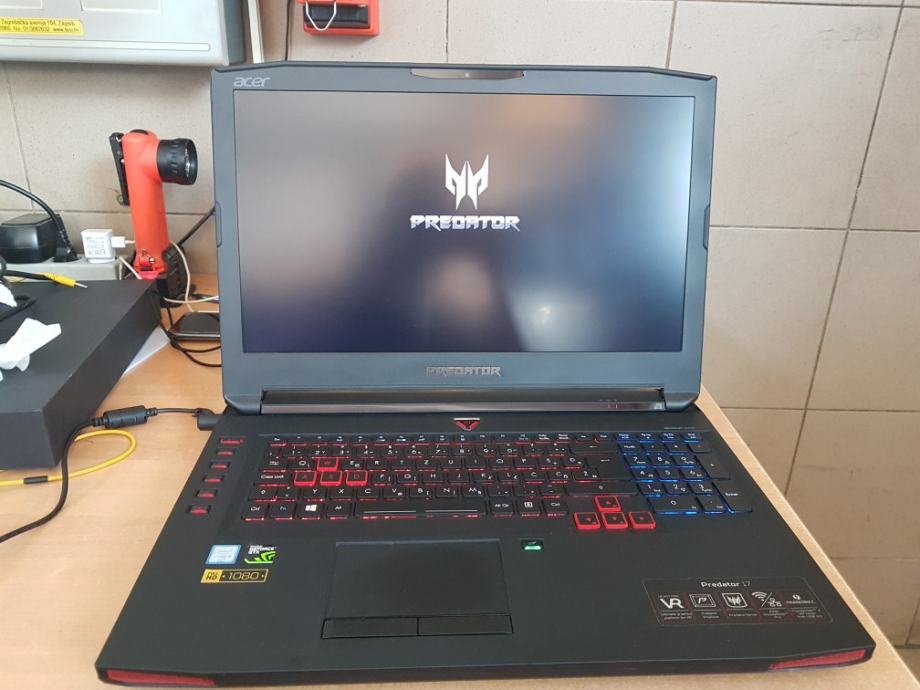 Acer Predator 17 - i5 7300HQ/GTX 1060 6GB/8GB RAM/128SSD+1TB HDD/17,3"