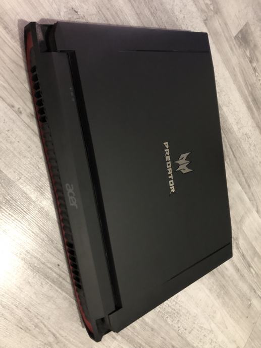 Acer Predator g5-793