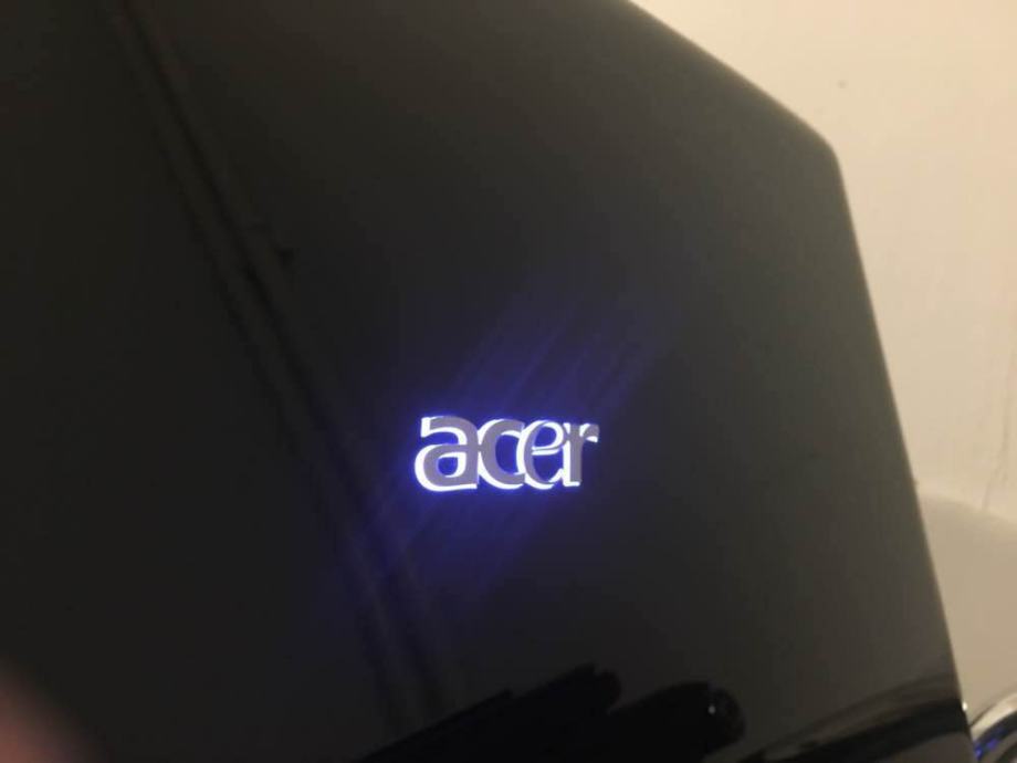 Laptop Acer 8930G