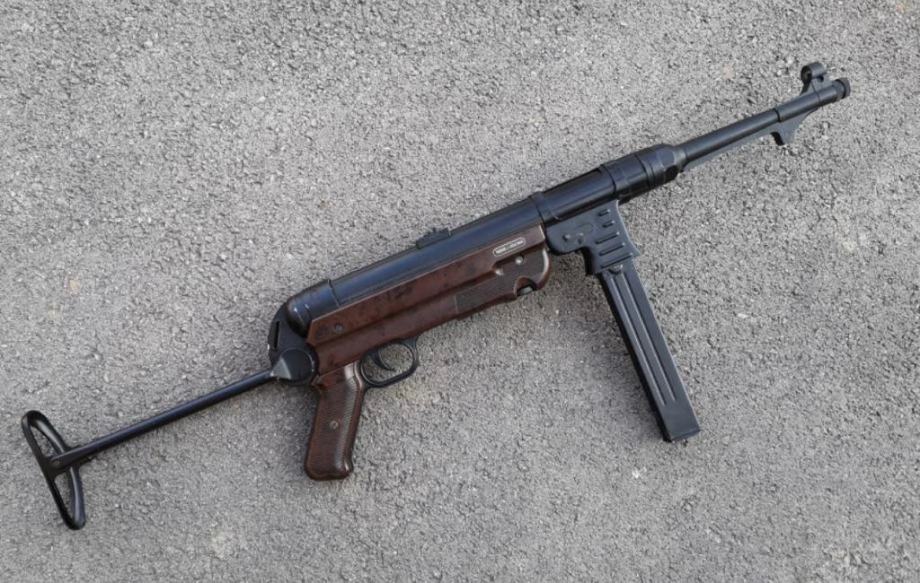 MP40 Airsoft puška TOP STANJE WW2