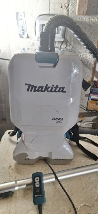 Makita Aku Usisavač DVC660