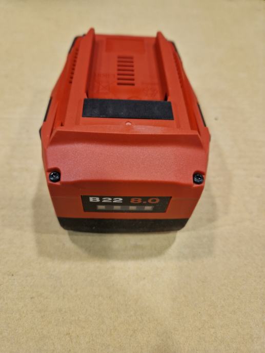 Hilti baterija 22v 8ah