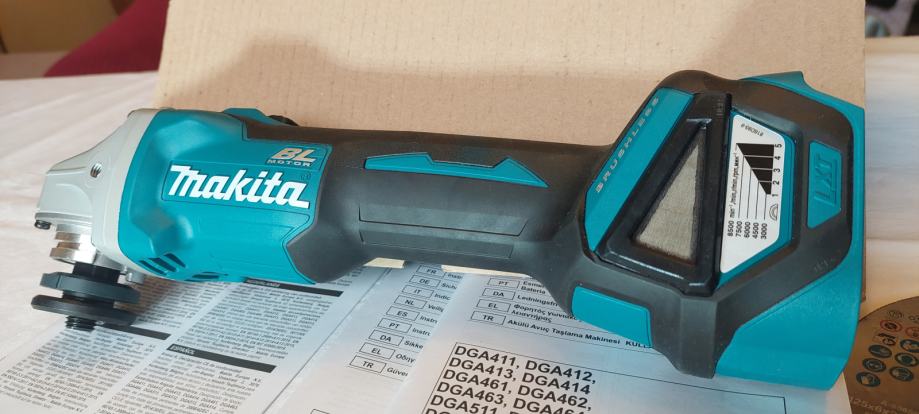 MAKITA AKU KUTNA BRUSILICA DGA511Z  18V