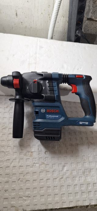 BOSCH GBH 18v -22 aku udarna busilica NOVO