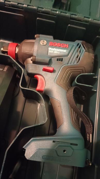 BOSCH GDX 180-LI GDX18OLI UDARNI ODVIJAČ