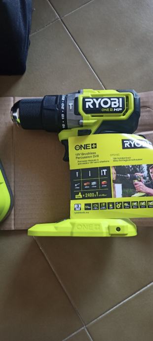 Ryobi udarna aku bušilica brushless