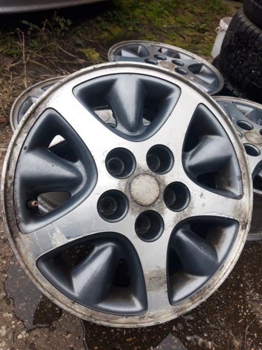 Alu felge  15''  rupe 5x114,3 ,  4 kom . Honda, Tojota, Mazda, Renault