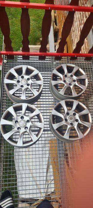 Alu felge Mazda; rupe 5x114.3, 4 kom.