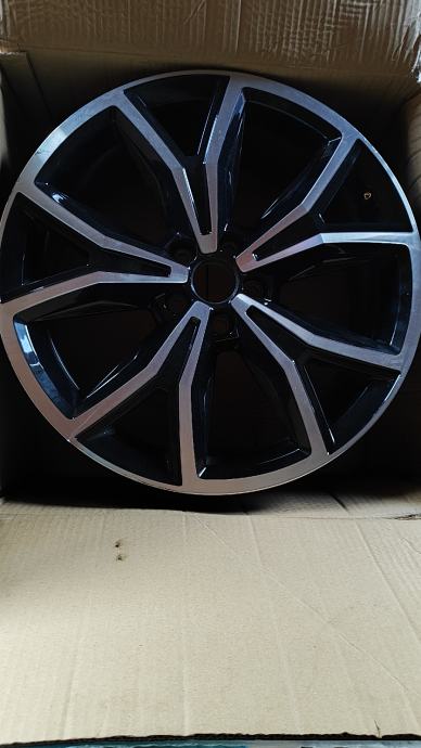 Alu felge 18''  2GM 601 025 F FZZ