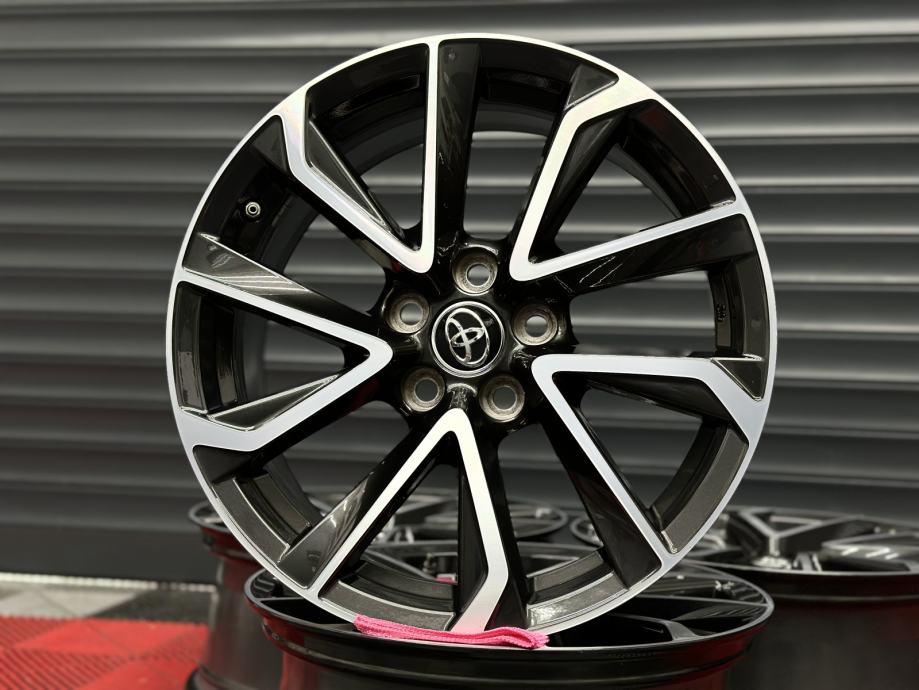 Alu felge 18; rupe 5x114.3, 4 kom. Toyota **SET 750€**