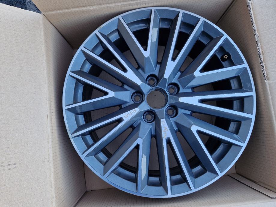 Alu felge 19'' rupe 5x112, 1 kom. (Oem Audi Q3 2019.-2024.)