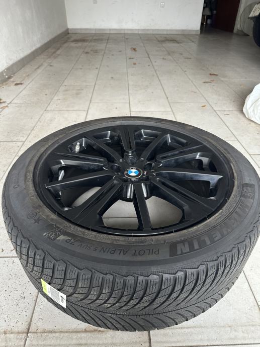 Alu felge sa zimskim gumama original bmw 20'' rupe 5x112, 4 kom.