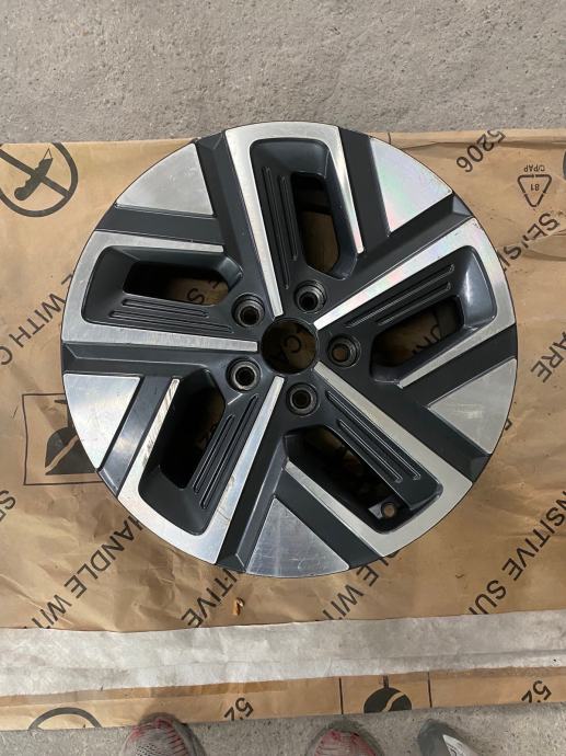 Hyundai Alu felga 17'' rupe 5, 1 kom.