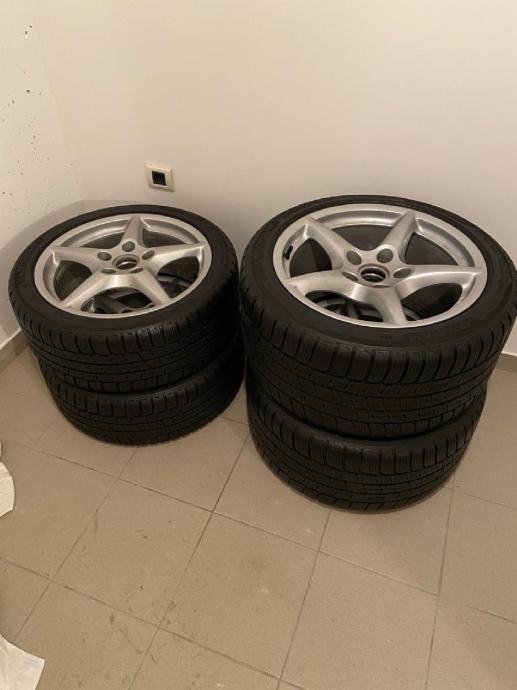 Porsche Carrera 18" Set zimskih kotača