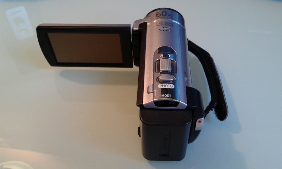Sony handycam dcr-SX33E 2000 digital zoom