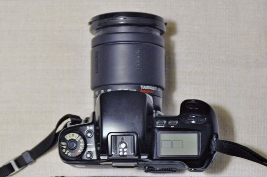 Canon EOS 100