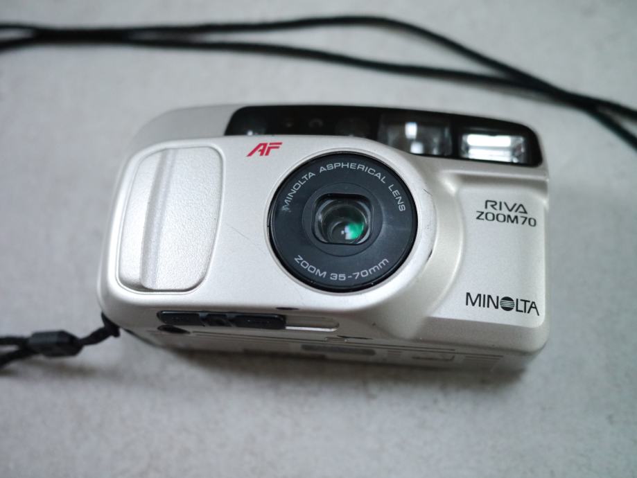 Minolta Riva Zoom 70 (35-70mm)