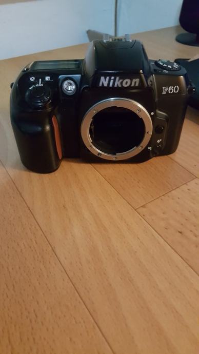 Nikon F60