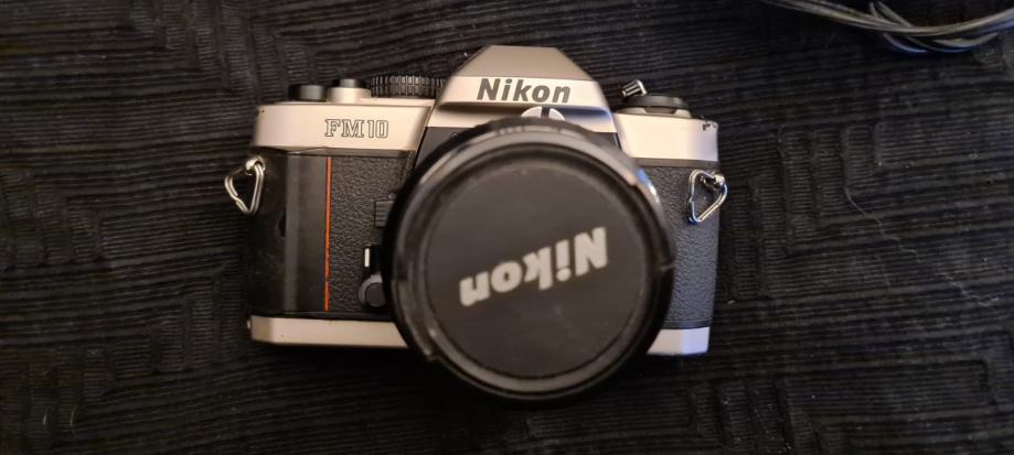 Nikon FM 10