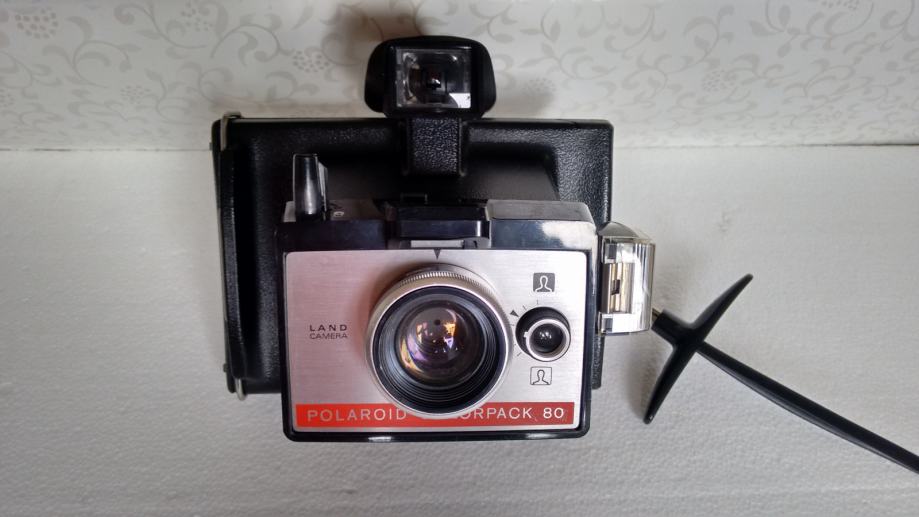 POLAROID COLORPACK 80 LAND CAMERA