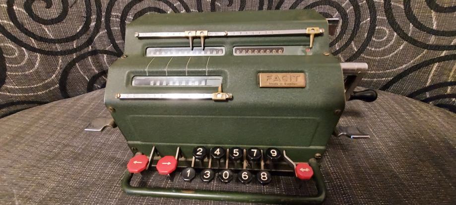 1936 FACIT TK MECHANICAL CALCULATOR