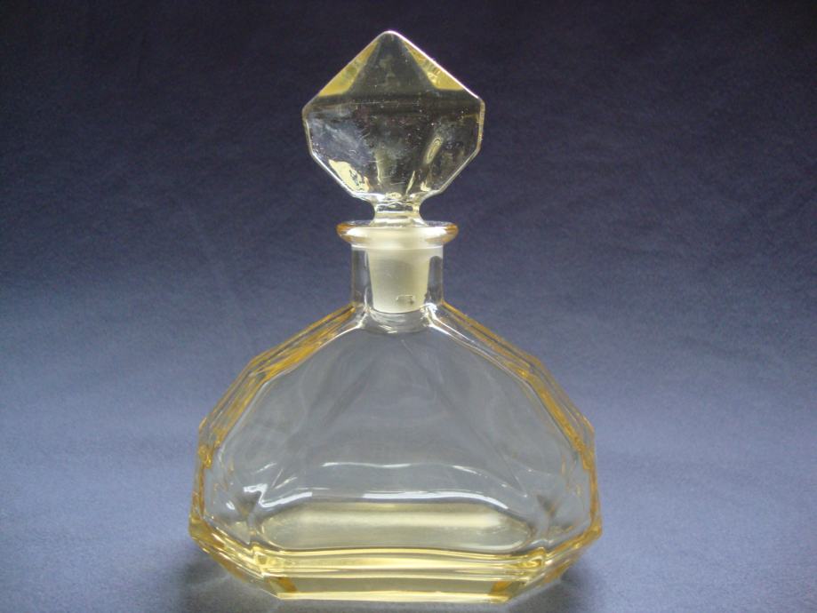 PARFEMSKA BOCA - ŽUTO STAKLO - ART DECO PERFUME BOTTLE 1920.-1930.