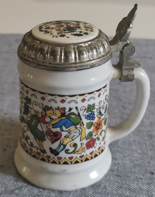 VINTAGE MINI PORCULANSKI VRČ ZA PIVO "BMF"-made in W, Germany-TOP STAN