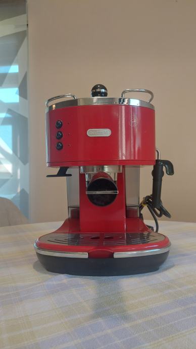 Aparat za espresso kavu DeLonghi Icona ECO 310. R