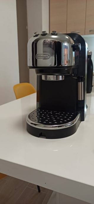 Aparat za kavu DELONGHI EC271.B