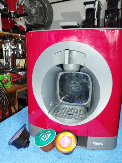 Aparat za kavu Dolce gusto Obllo