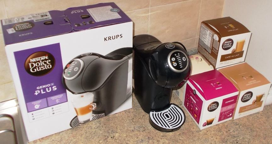 Dolce Gusto Genio S plus Krups aparat za kavu + kapsule