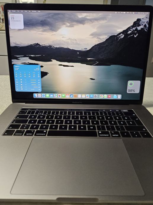 Apple MacBook Pro 15'' 2019 - i7