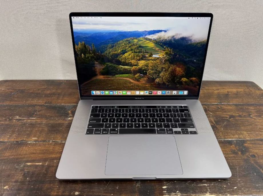 Apple MacBook Pro 16" / 32GB Ram / 1TB SSD - Space Gray