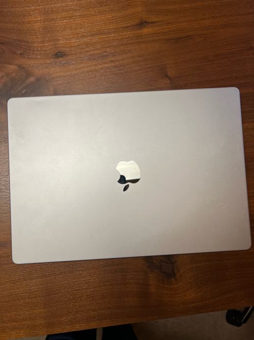 MacBook Pro 16 M1 Max