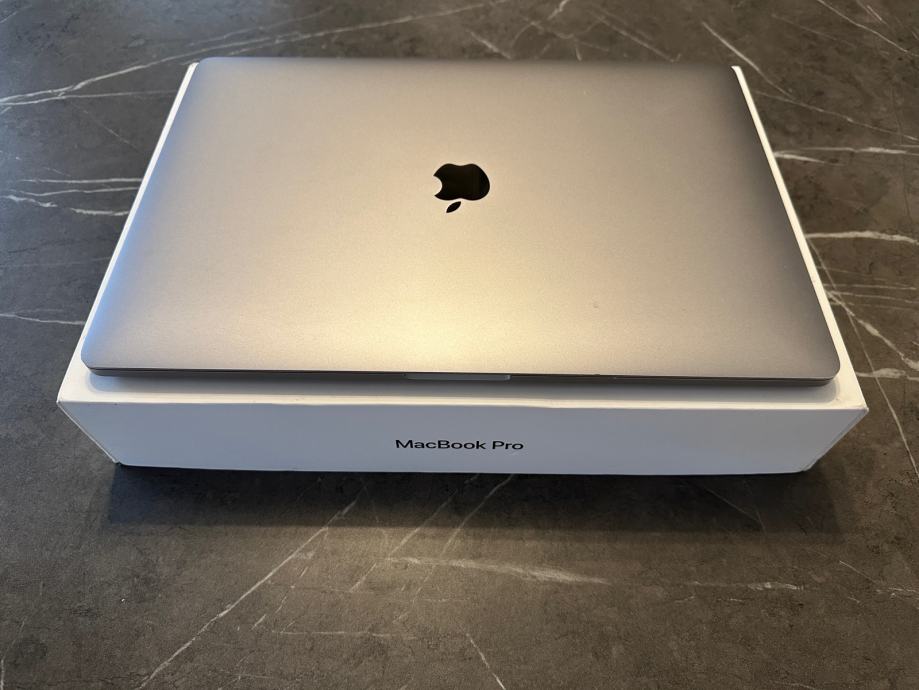 Macbook pro 2016 15”