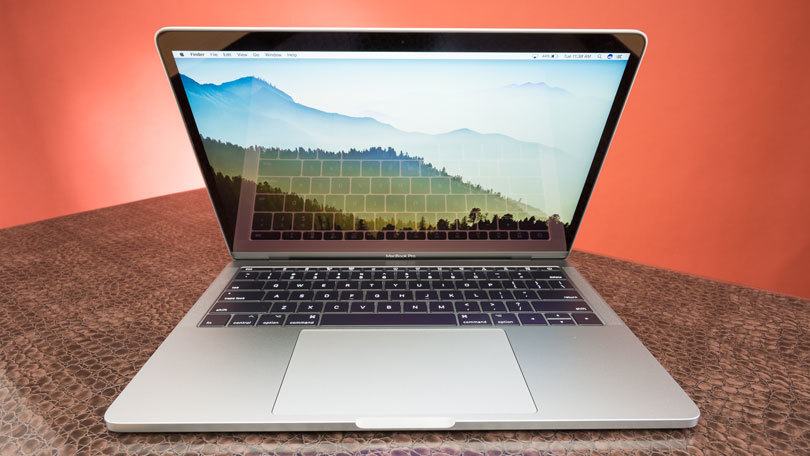 Macbook Pro i5/ 8GB RAM / 256 GB SSD