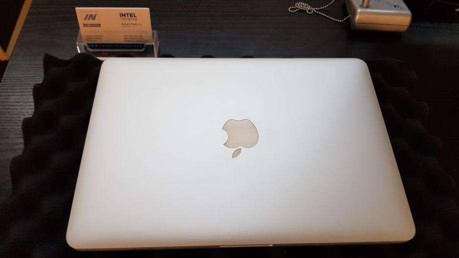 MacBook Pro (Retina, Late 2013) i5-4258/8GB/128SSD/13 IPS - IZLOŽBENI