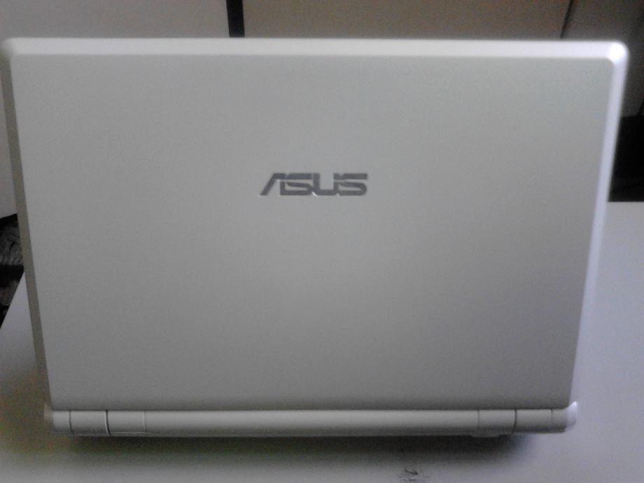 Asus eee pc 4g не включается