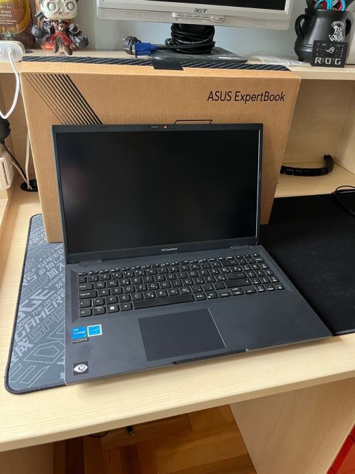 ASUS ExpertBook B1