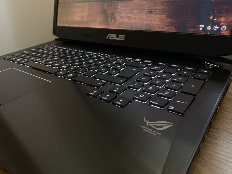 Asus g750jz не включается