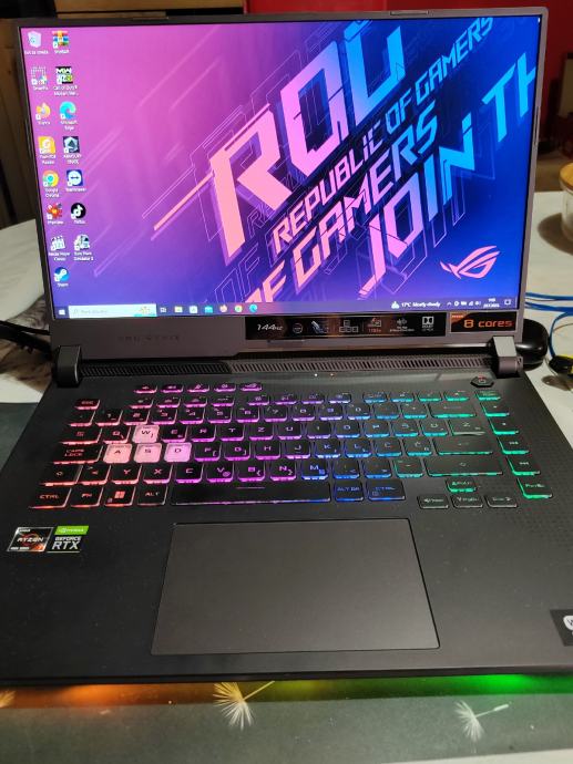 Asus RoG strix g15