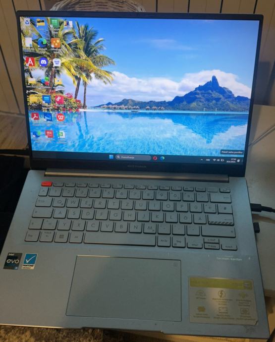 ASUS VivoBook S 14X OLED